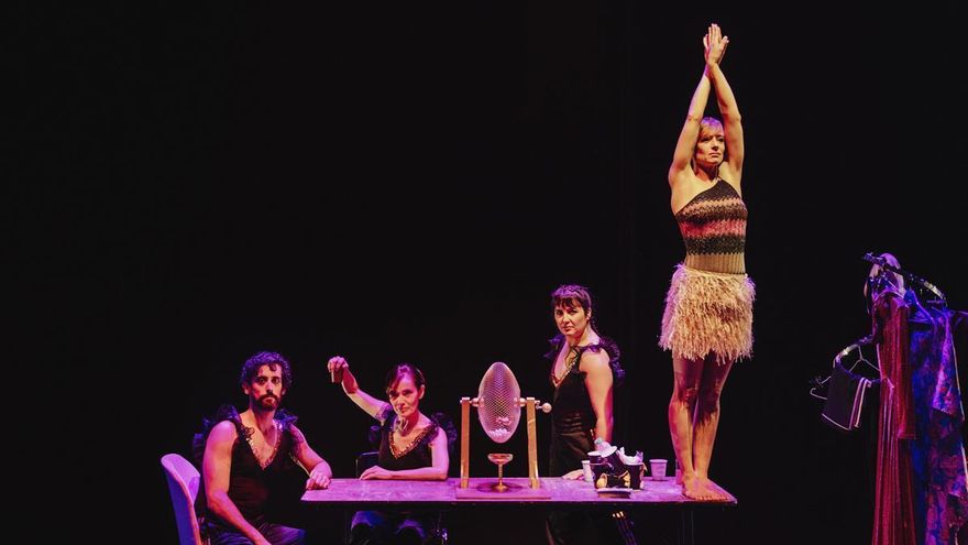 La bailarina Raquel Madrid presenta el sábado en Alburquerque 'P de Partida'