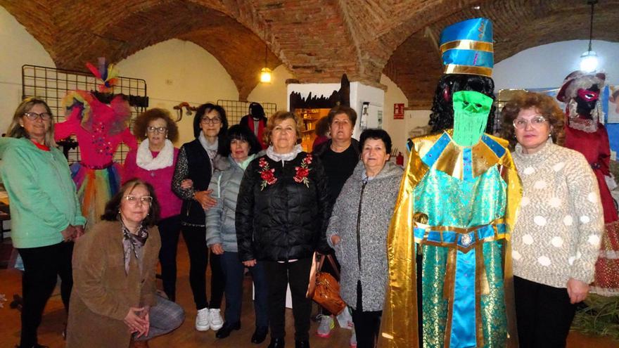 Arroyo de la Luz se resiste y no se quita el traje de Carnaval