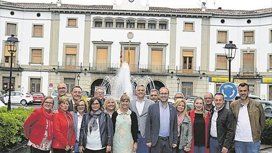 El PSPV cierra campaña en Llucena y en Viver