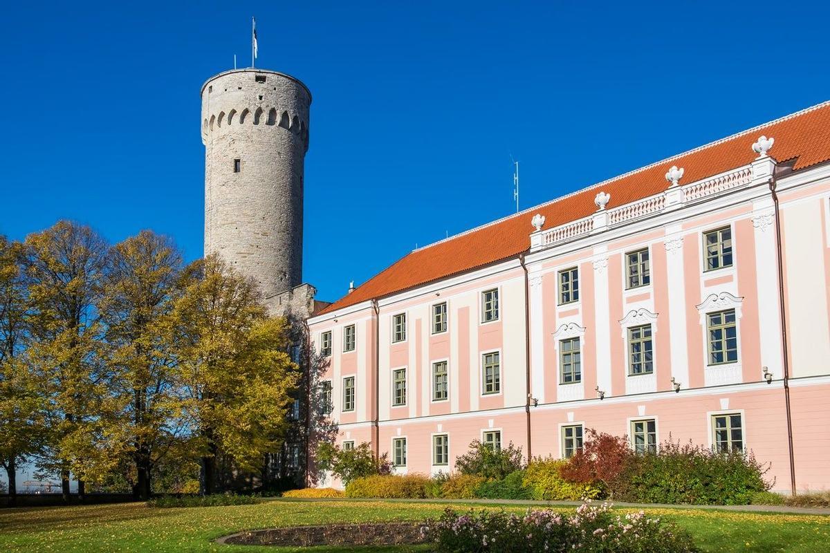 Torre Tall Hermann, Estonia, Día de la Independencia