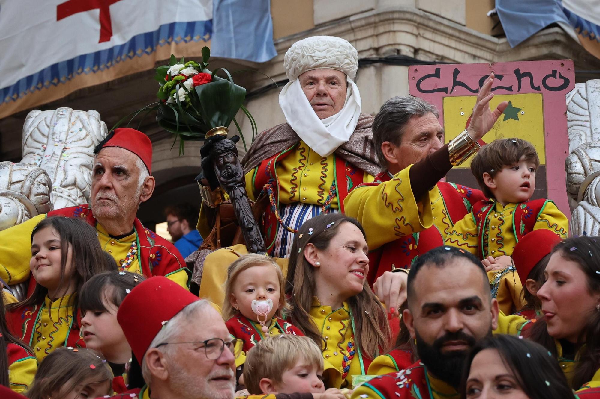 La mujer hace historia en la Entrada Mora de Alcoy