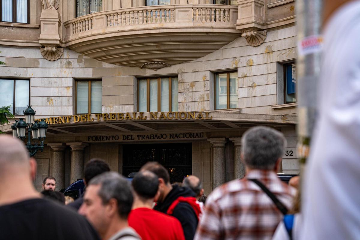 Los trabajadores del metal llevan su protesta al centro de Barcelona