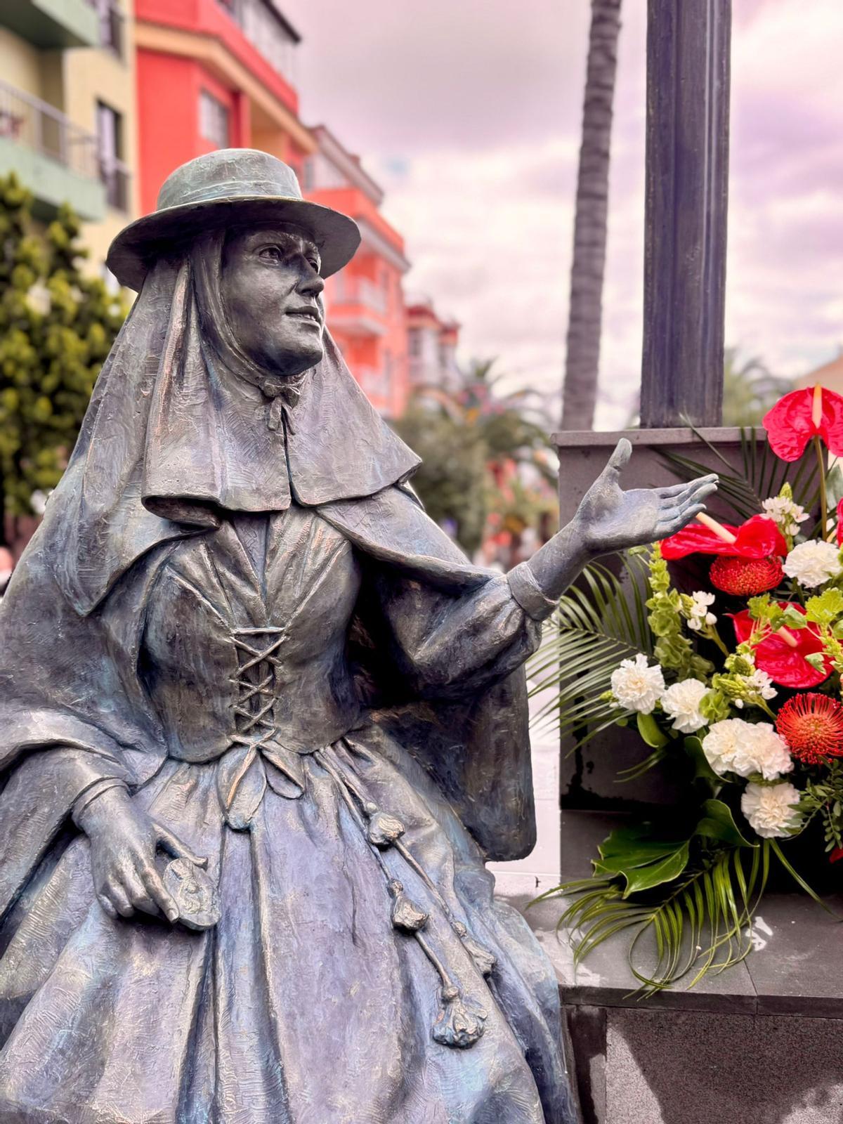 La nueva escultura ‘Homenaje a Mayo’ ya luce en las calles de Los Realejos