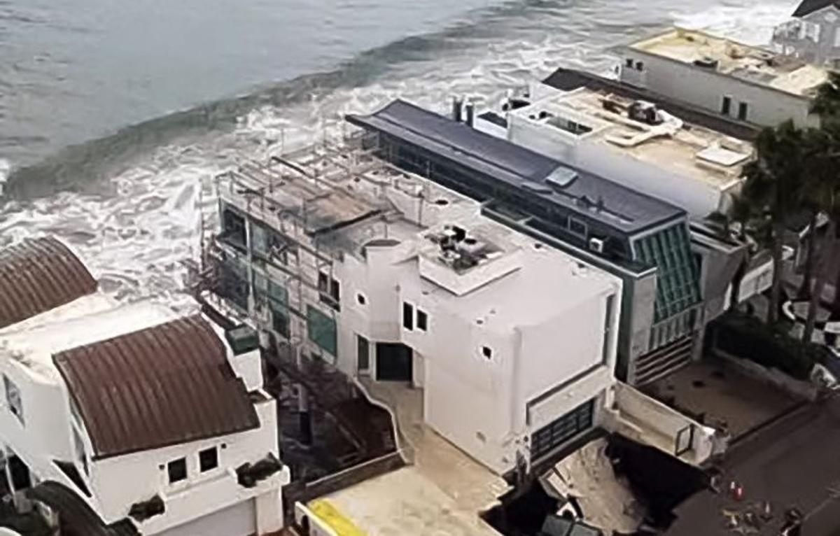 El mar amenaça la mansió de Nicolas Cage a Malibú