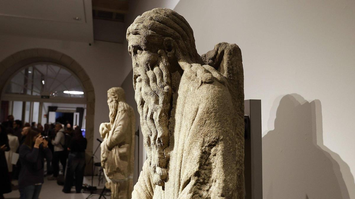 XORNADAS PATRIMONIO ESPOLIADO | Xuño de ‘Arte e Espolio’ arredor das estatuas do Mestre Mateo recuperadas aos Franco