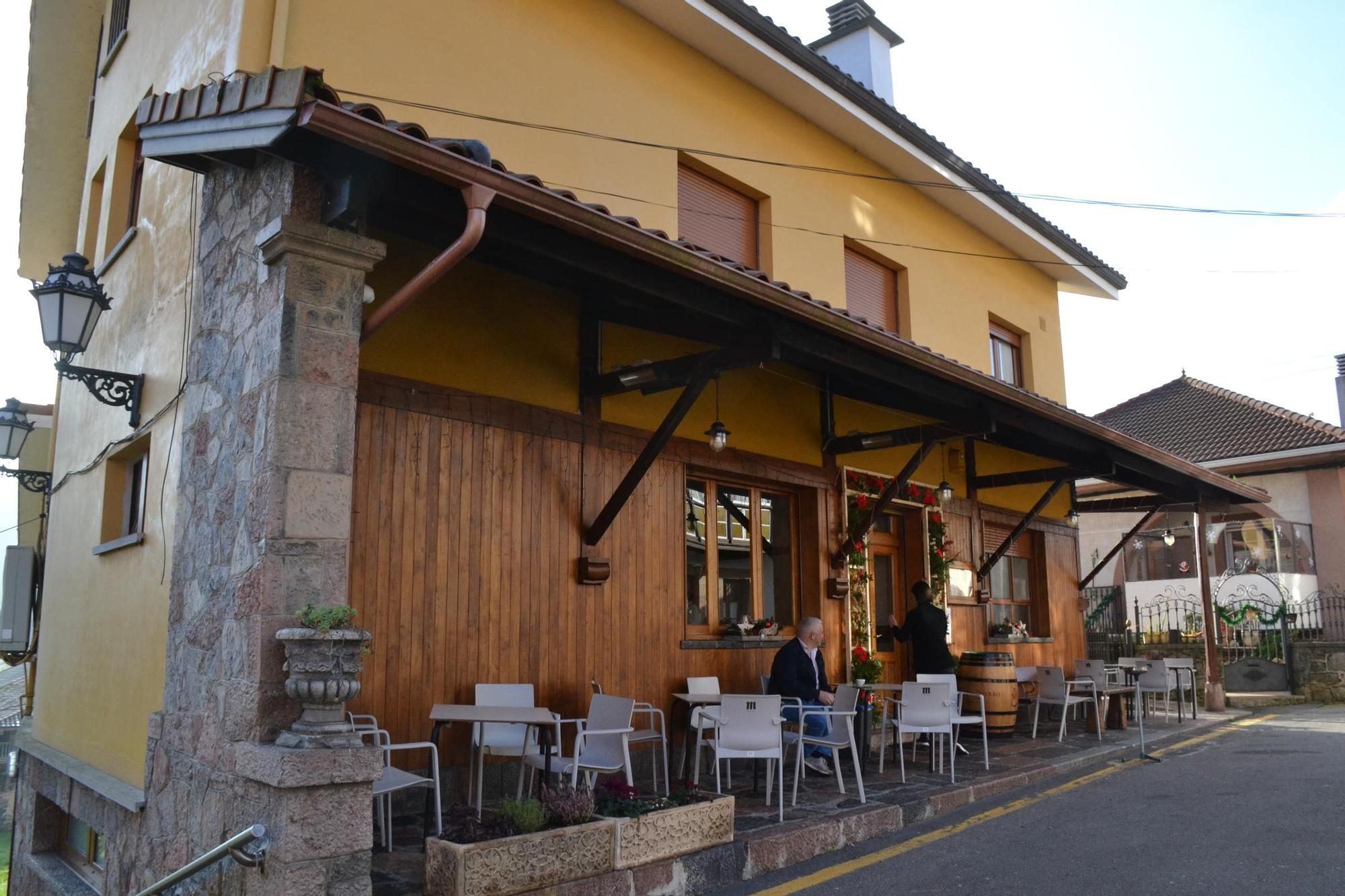 Exterior del restaurante Casa Nuevo, en Pillarno (Castrillón)