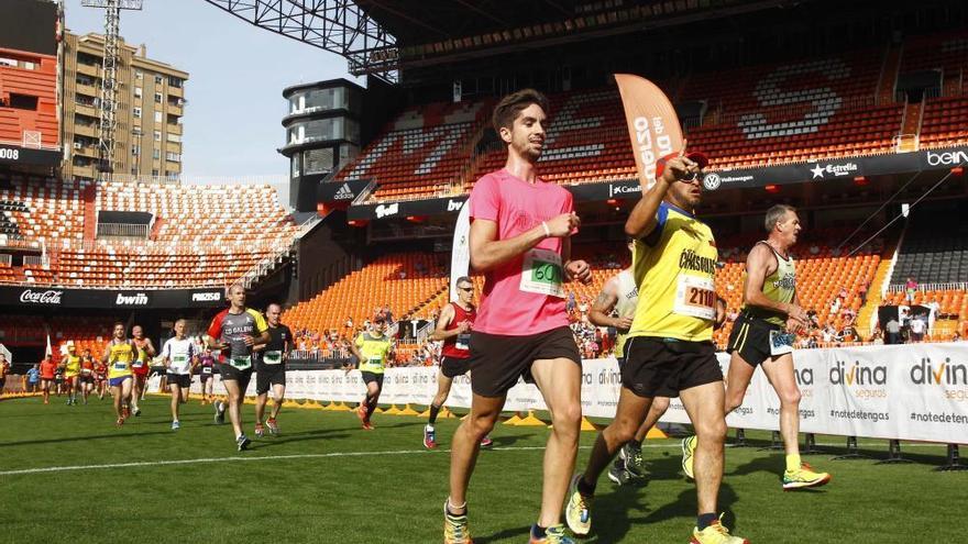 La Volta a Peu Valencia CF tendrá meta en Mestalla