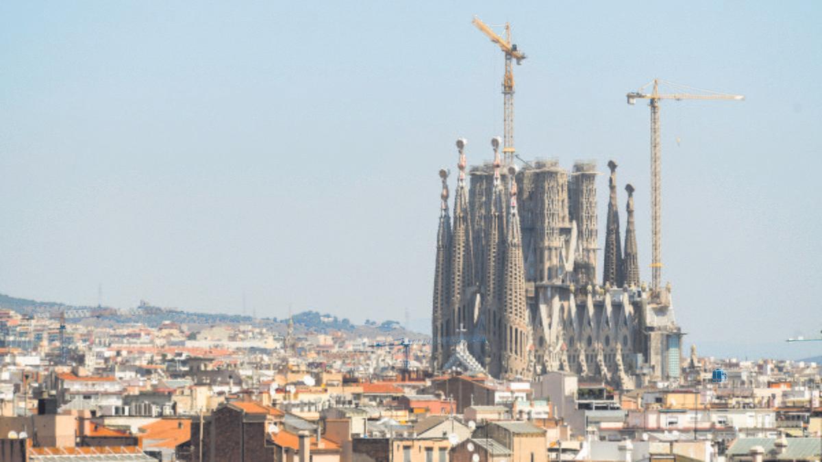 La basílica de la Sagrada Família, el monumento arquitectónico más emblemático en Catalunya