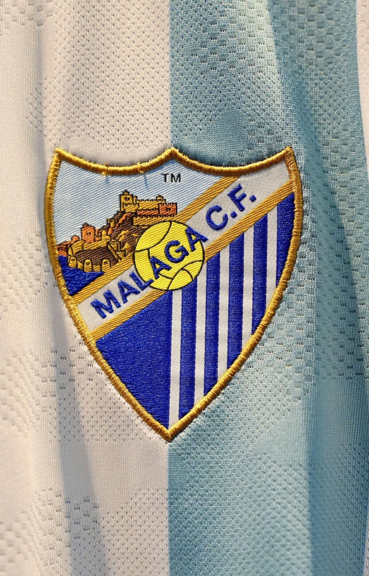 Locura malaguista por comprar la nueva camiseta del equipo