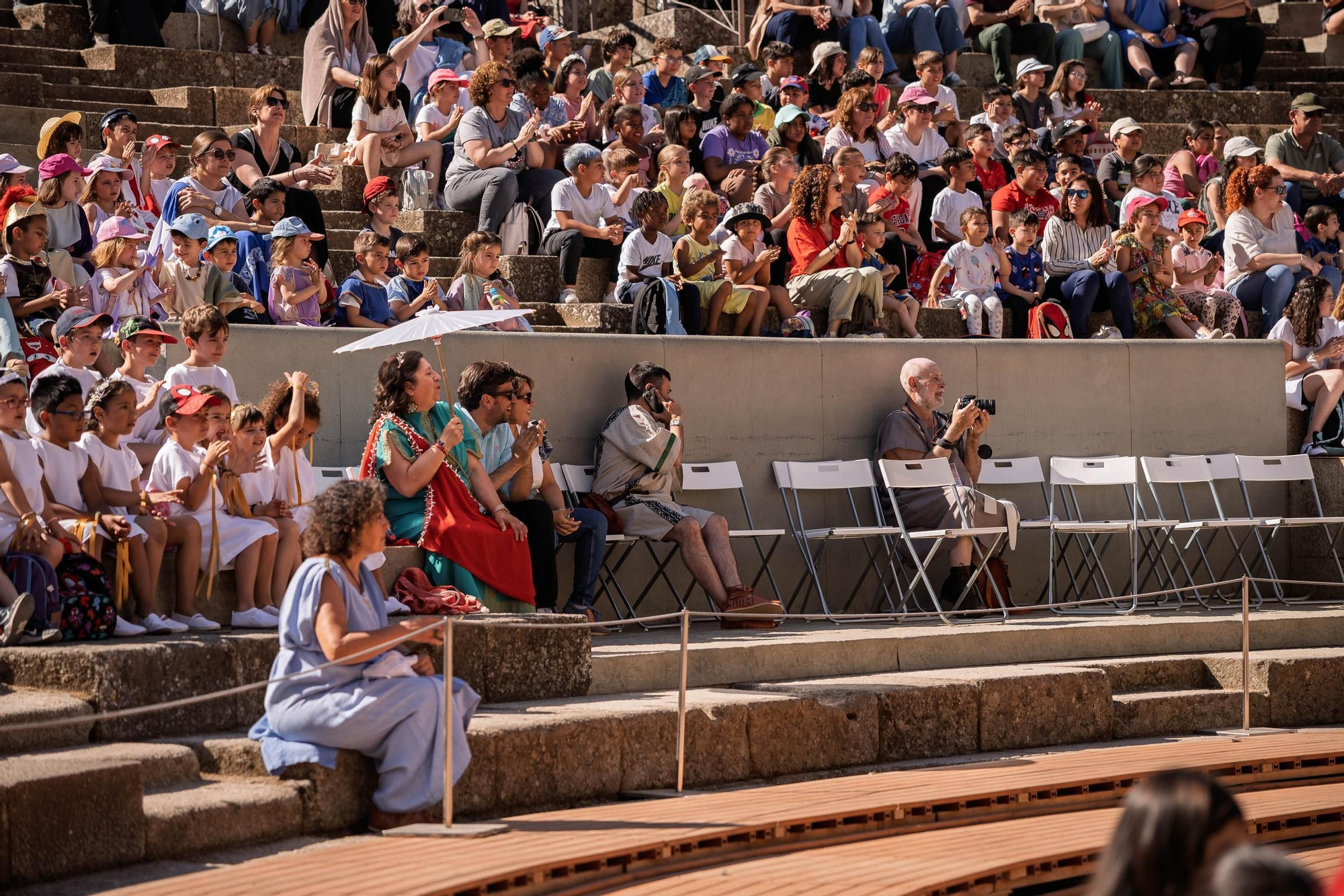 Fotogalería | Los escolares toman el Teatro Romano en Emerita Lvdica
