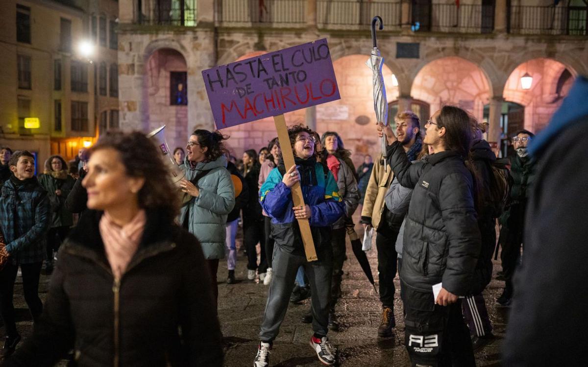 Manifestación del 8-M del pasado año en la Plaza Mayor de Zamora | Archivo (E.F.)