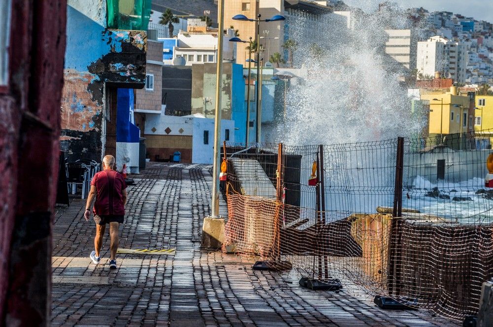 Oleaje en Las Canteras