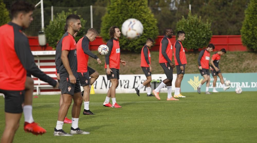 Entrenamiento del Sporting en Mareo.