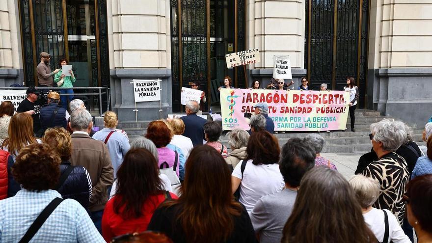 Movilización de la Plataforma SOS en Defensa de la Sanidad Pública de Aragón.
