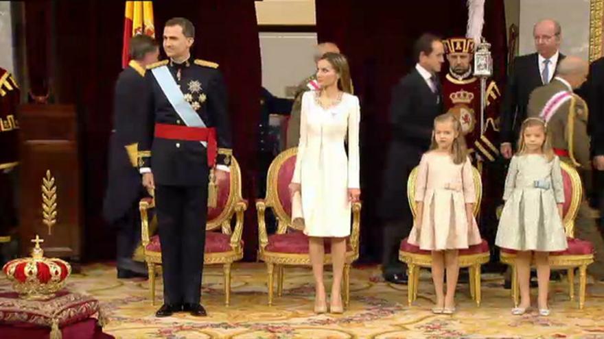 Felipe VI jura en el Congreso como nuevo Rey-Homenaje al Rey Felipe VI por su apoyo a la Hispanidad