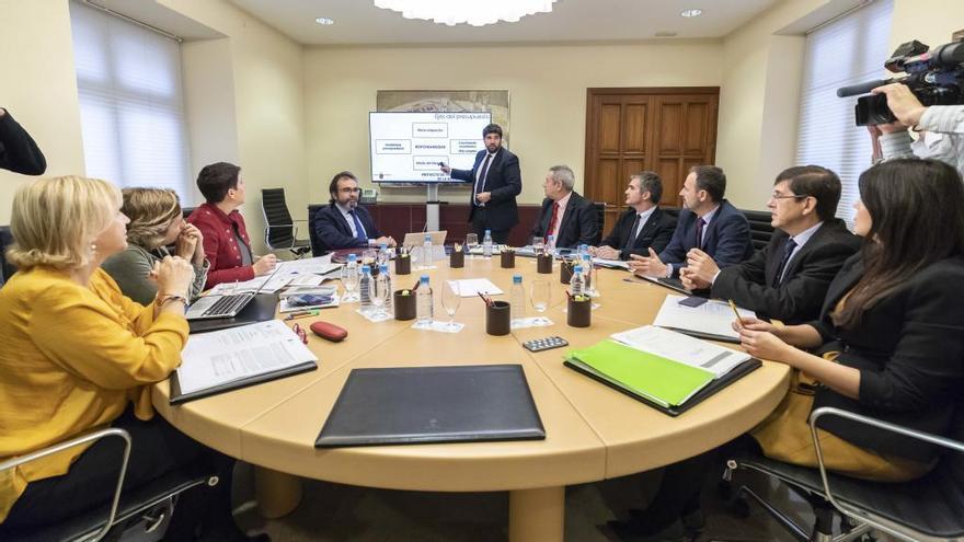 Un momento de la reunión en la que se han aprobado los Presupuestos.