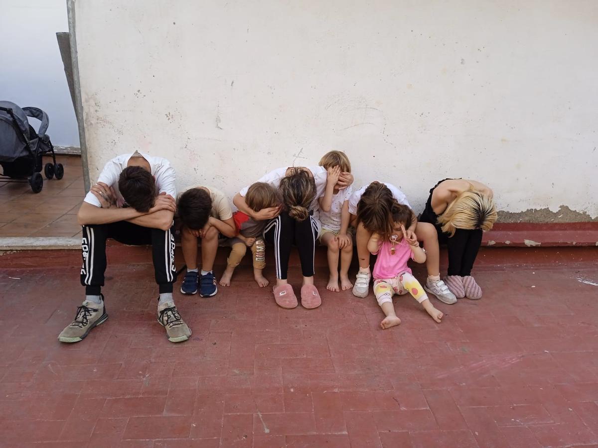 Los hijos y nietos de Jésica que se han quedado en la calle tras ser desahuciados