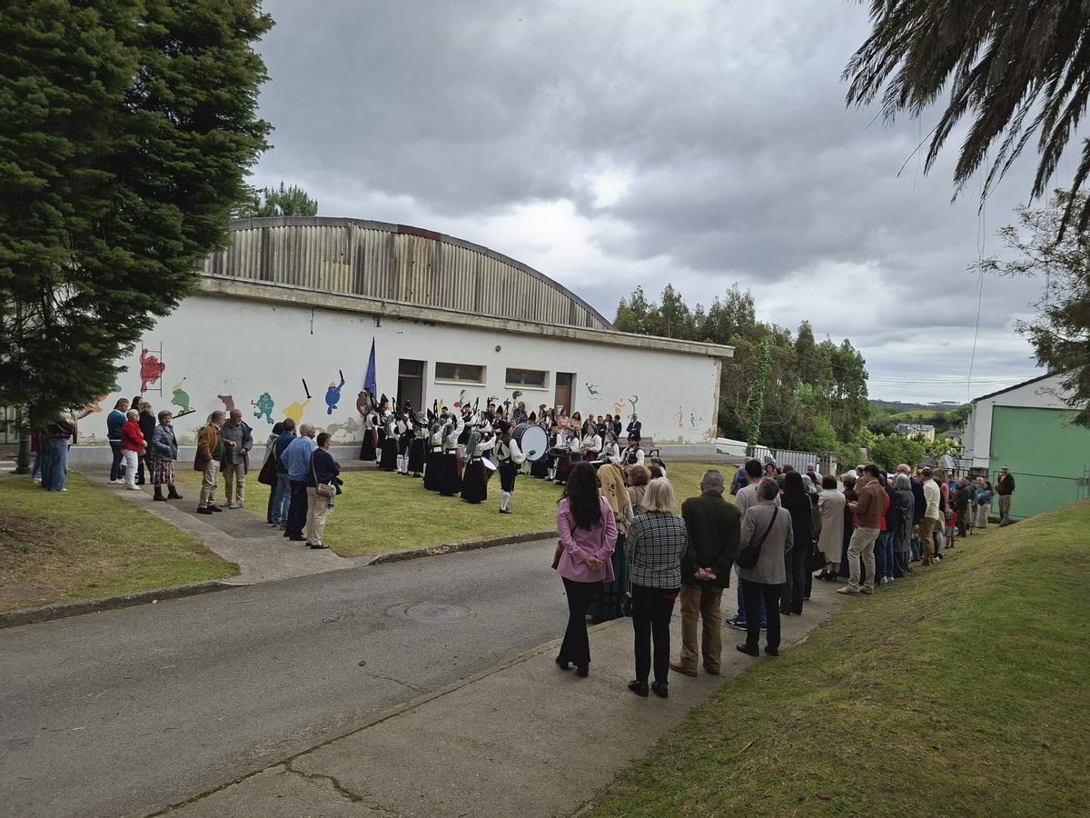 En imágenes: el colegio La Paloma de Castropol celebra su medio siglo de historia