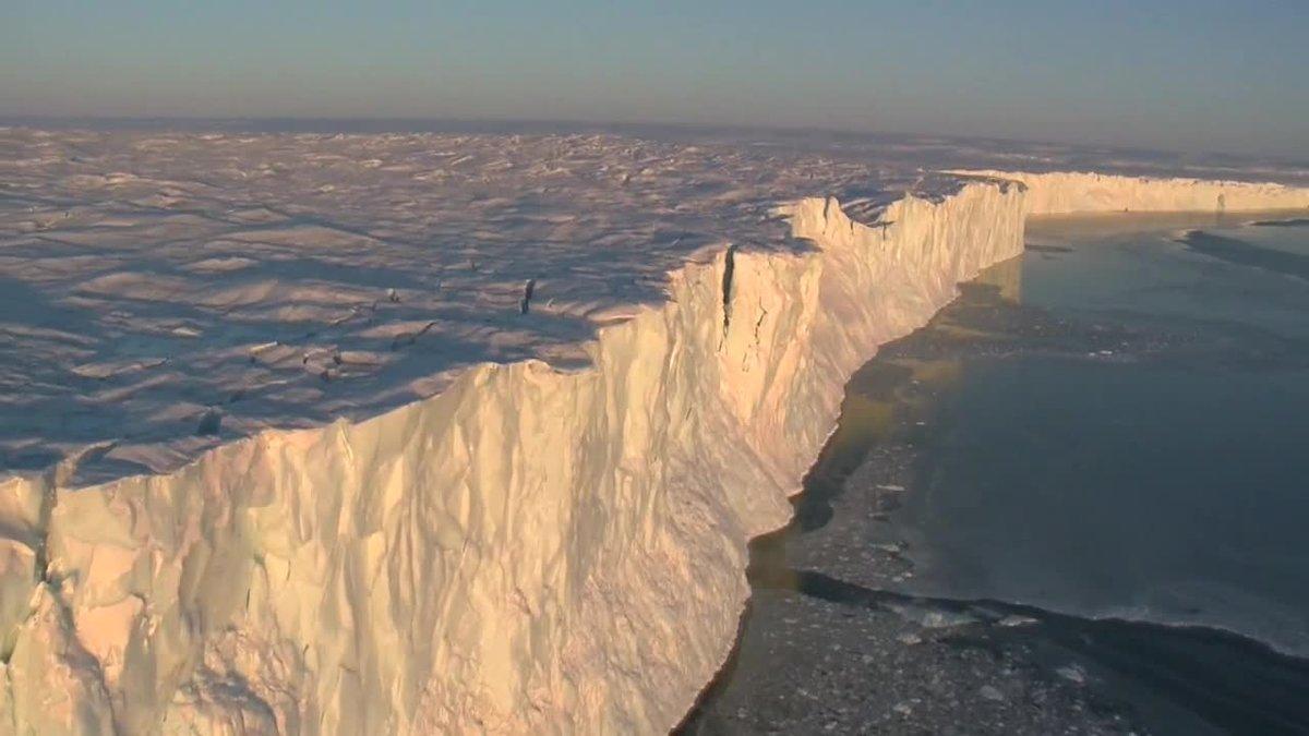un iceberg cinco veces el tamano de malta se desprende de la antartida