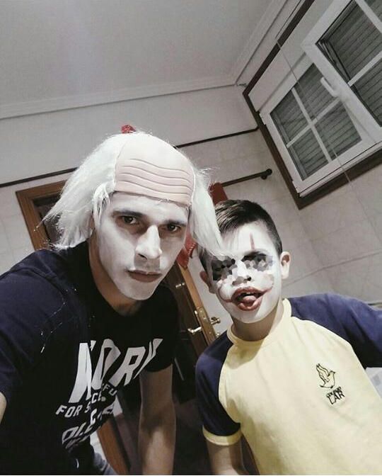 Roncaglia, junto a su hijo