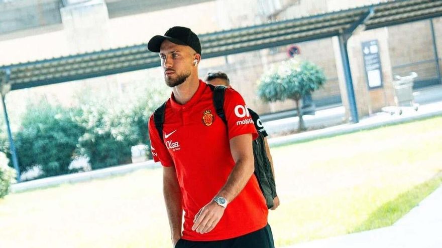 El Mallorca se concentrará en Austria con Maffeo y Larin y sin Copete y Van der Heyden