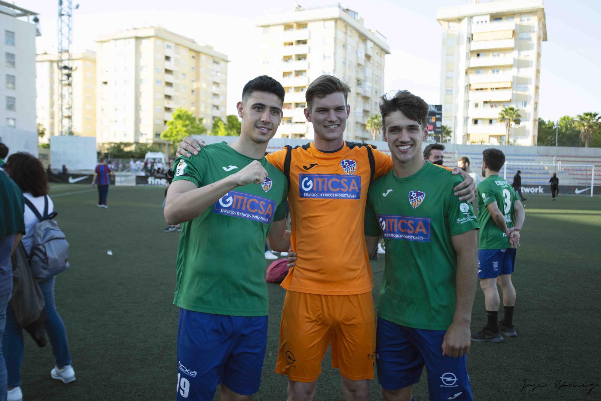 La UD Alzira celebra el ascenso a Segunda RFEF