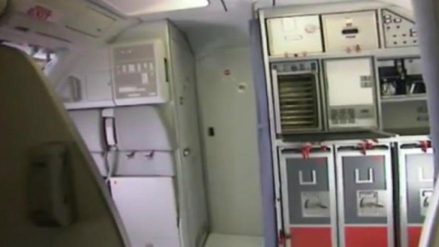 Accidente de avión: La puerta de la cabina solo se bloquea de forma voluntaria