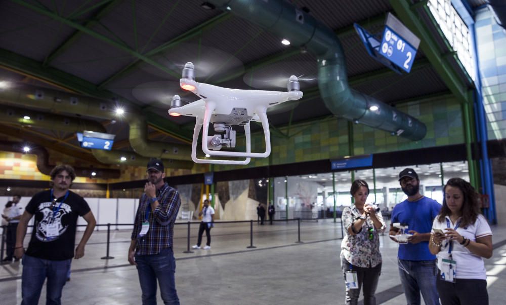 DRONES, EL FUTURO DE LAS CIUDADES A LA ESPERA DE ...