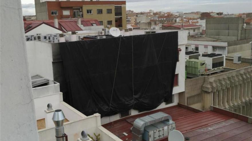 Los vecinos de las plantas 1ª y 2ª del edificio siniestrado en Cáceres pueden volver a sus pisos