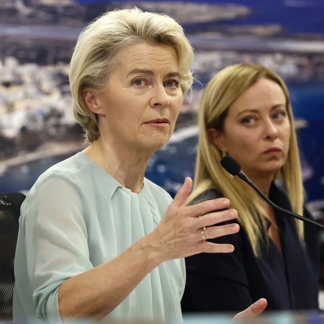 La presidenta de la Comissió Europea, Ursula von der Leyen (esquerra), i la primera ministra italiana, Giorgia Meloni.  | CECILIA FABIANO / LAPRESSE 