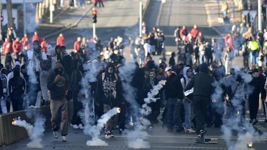 Las protestas volvieron a adueñarse de Nanterre, al norte de París.