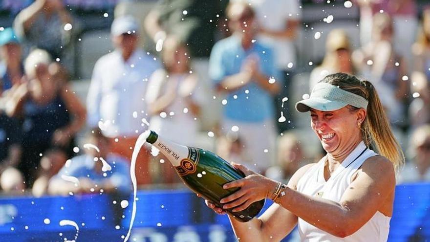 Badosa aixeca un títol 706 dies després i flaira el US Open