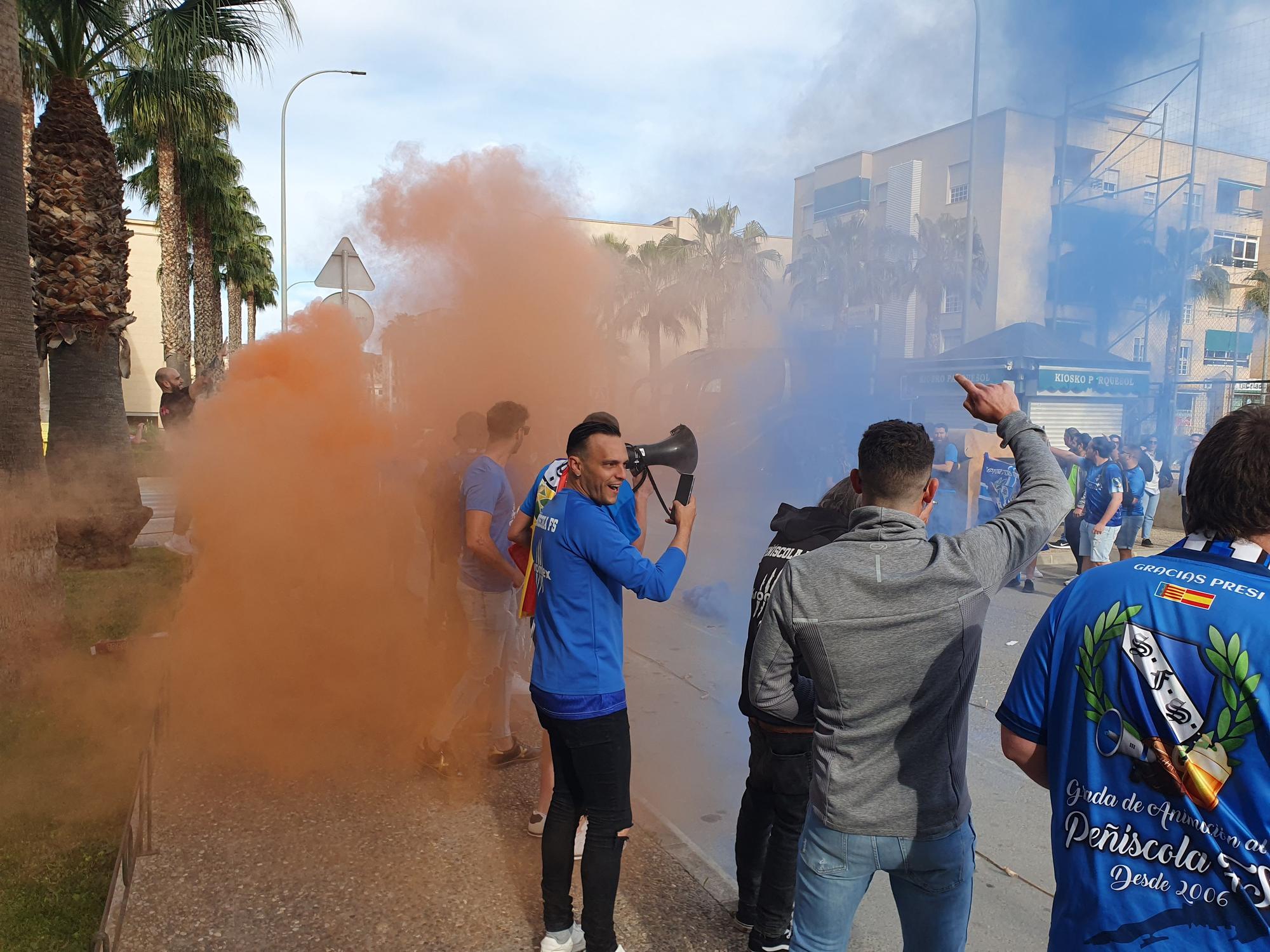 GALERÍA | Las mejores imágenes de la afición del Peñíscola en las semifinales de Copa