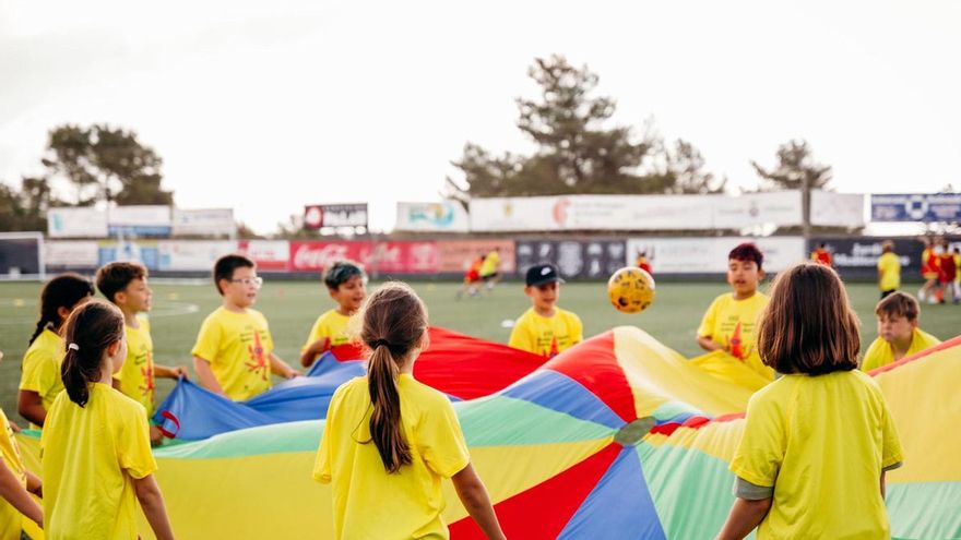 Alrededor de 2.400 alumnos participan en las Jornadas Deportivas Municipales de Santa Eulària
