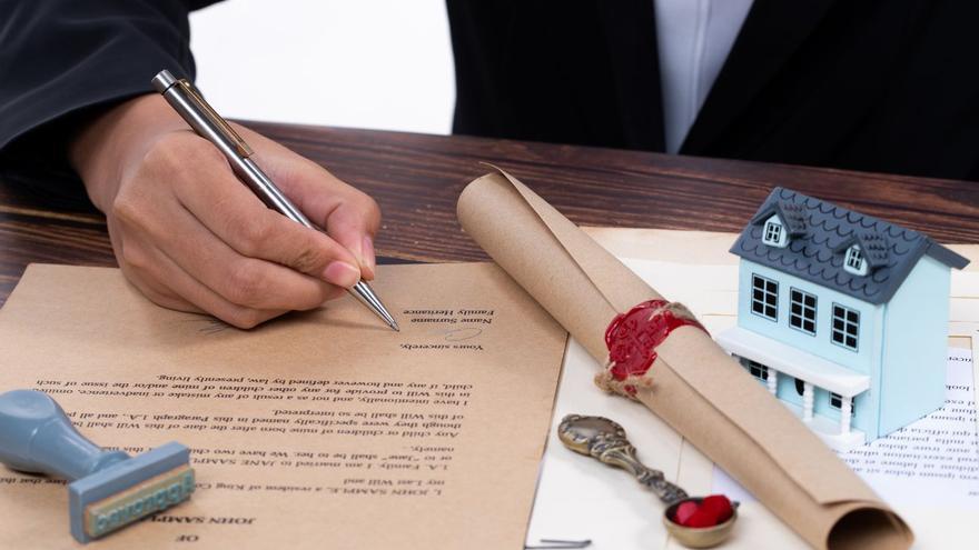 ¿Por qué no todos los herederos pagan los mismos impuestos de sucesiones? La abogada Laura Lobo lo explica