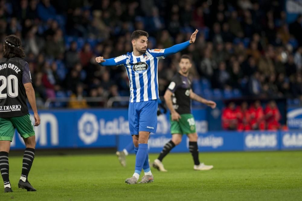 El Dépor doblega al Racing 2-1