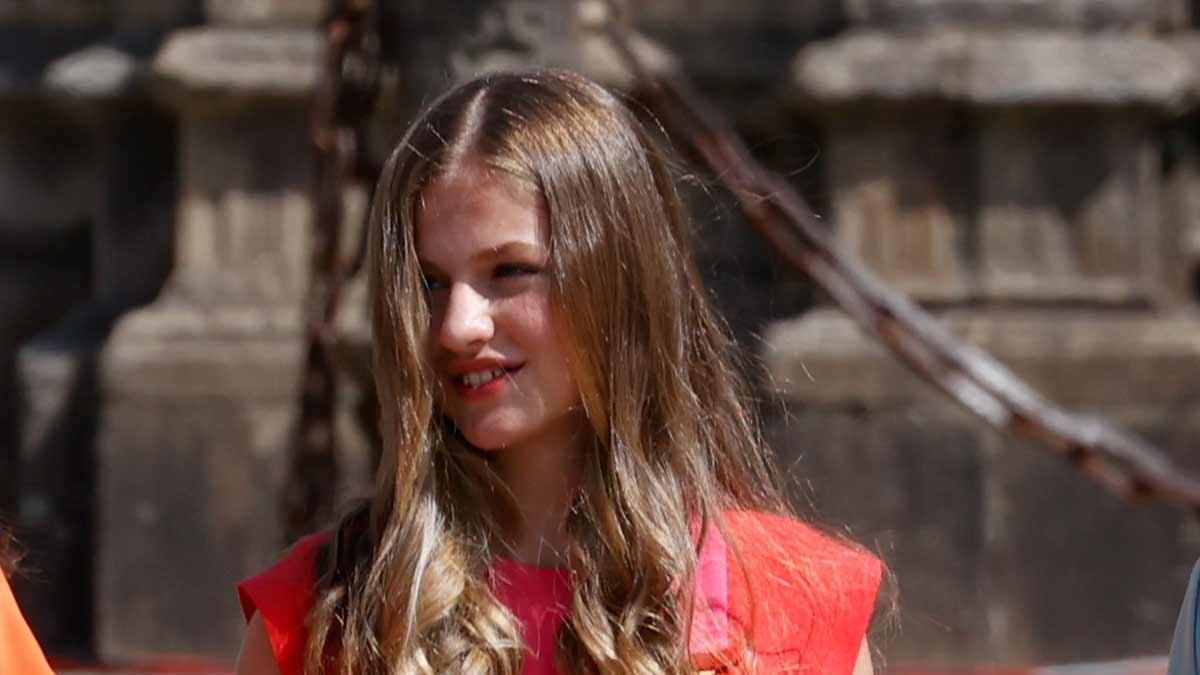 La princesa Leonor en la ofrenda al apóstol en Santiago de Compostela, 2022