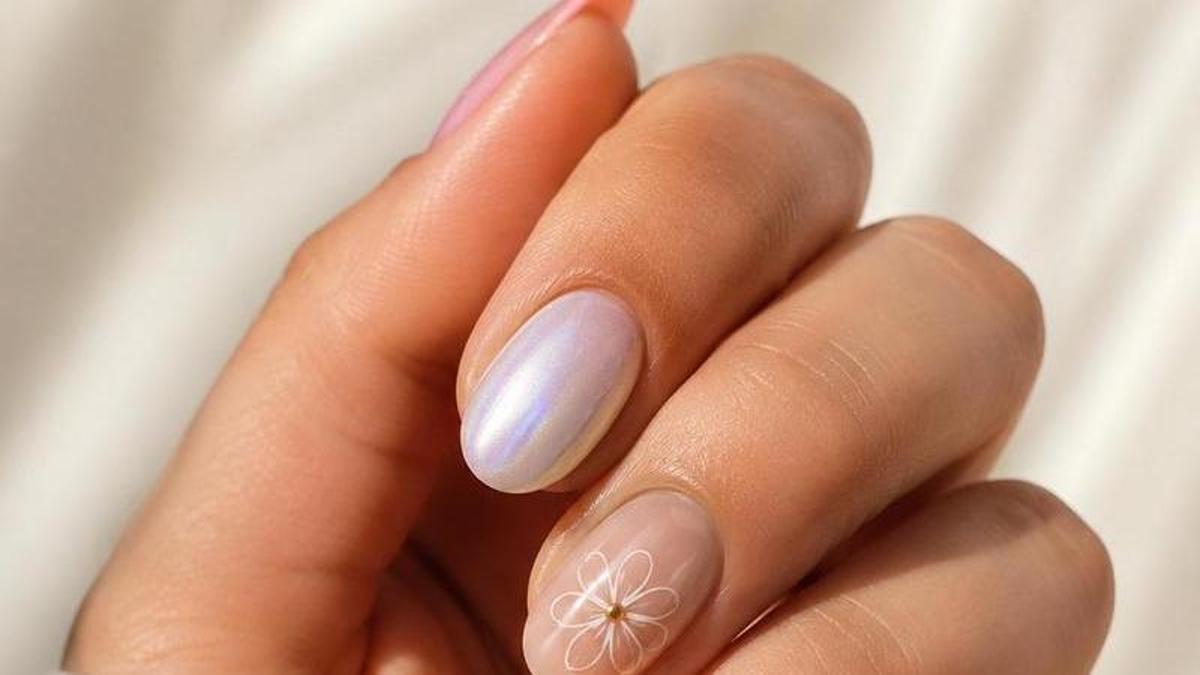 Ni clásicas ni arriesgadas: estas son las cuatro tendencias de uñas que triunfarán este verano