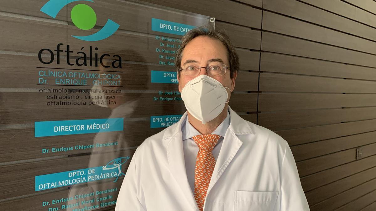 Doctor Enrique Chipont, director del equipo médico de Oftálica Clínica Oftalmológica de Alicante y especialista en oftalmología pediátrica y estrabismo /  Oftálica