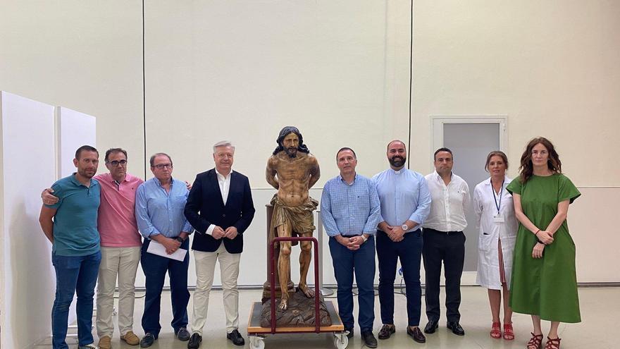 El Instituto Andaluz de Patrimonio Histórico analiza el estado del Cristo de la Columna de Lucena