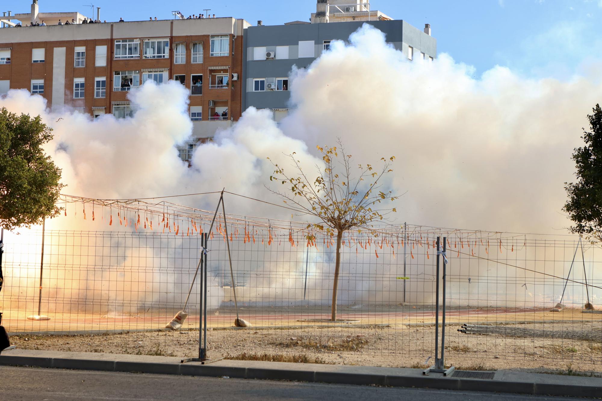 La mascletà en Tómbola sacude Alicante