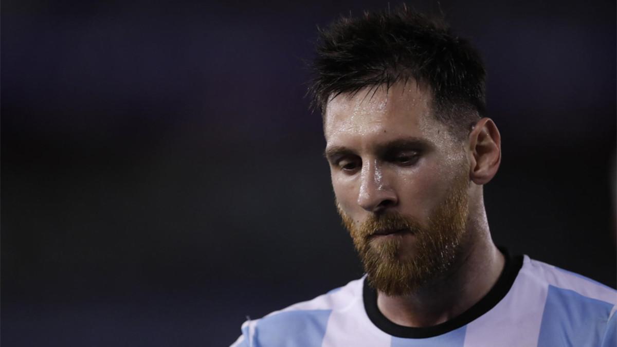 Leo Messi se perderá los próximos cuatro partidos con Argentina. No volverá hasta octubre de 2017, contra Ecuador