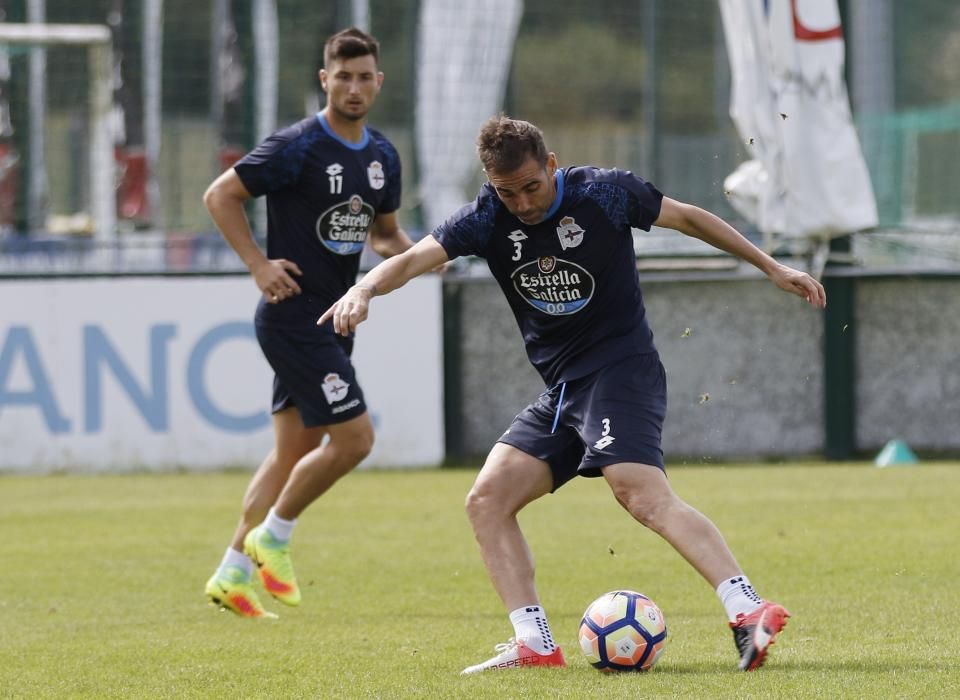 Fernando Navarro completa otro entrenamiento con el grupo y podría estar disponible para el partido del jueves ante el Leganés.