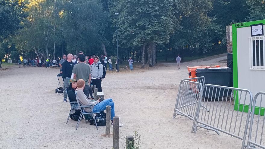 Cola desde la madrugada ante las taquillas de Castrelos para ver a The Black Keys