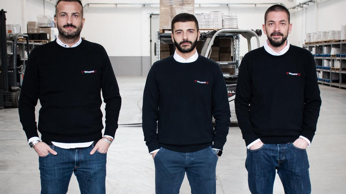 El equipo formado por Mauro Serradimigni, Marco Stefani y Fabrizio di Marino toma el relevo en la dirección de la firma.