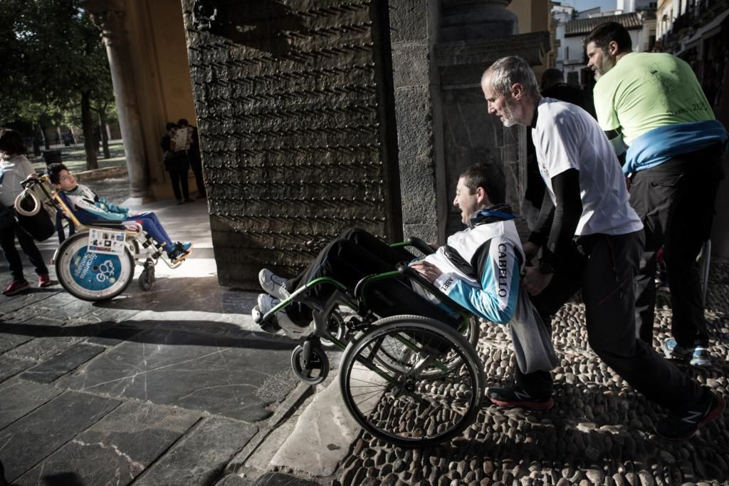 El largo camino solidario del vigués Javier Pitillas, en imágenes