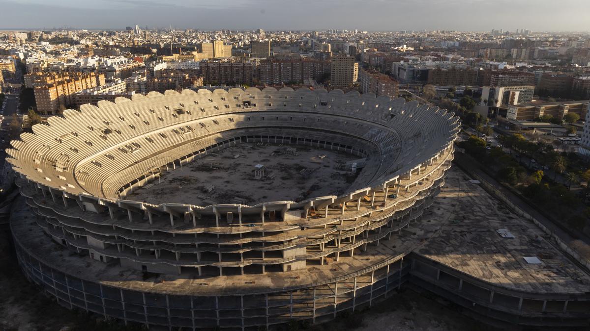 Sobre las obras del Nuevo Mestalla: "PSOE quiere parar, Compromís apoya y el PP está de lado"