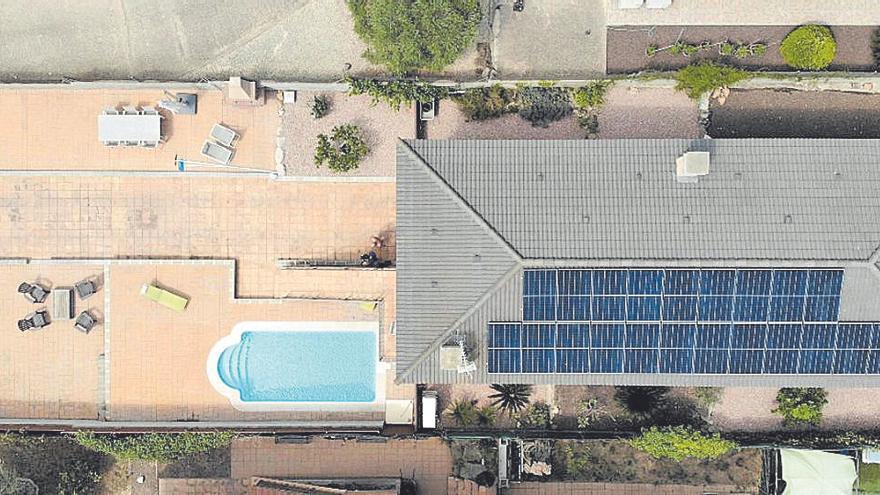 Un exemple de placa fotovoltaica domèstica