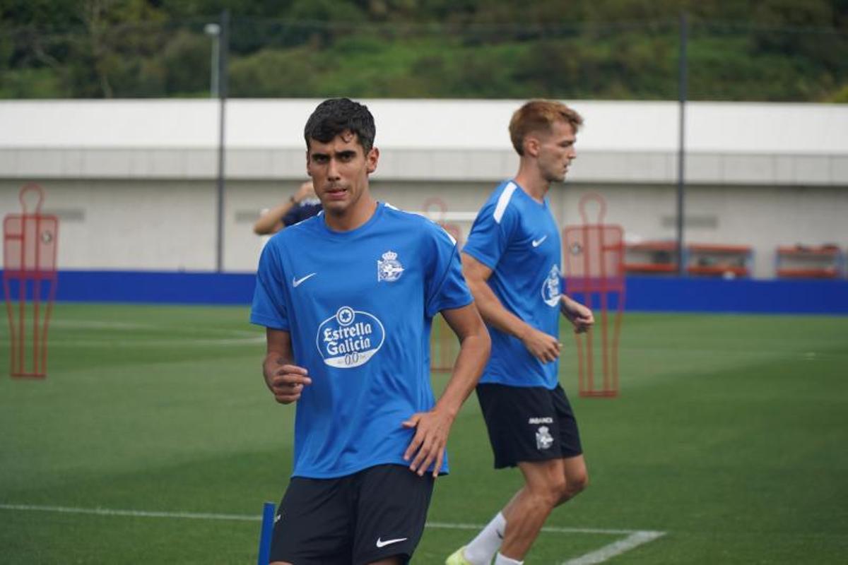 Diego Villares, en el primer entrenamiento de pretemporada del Deportivo.