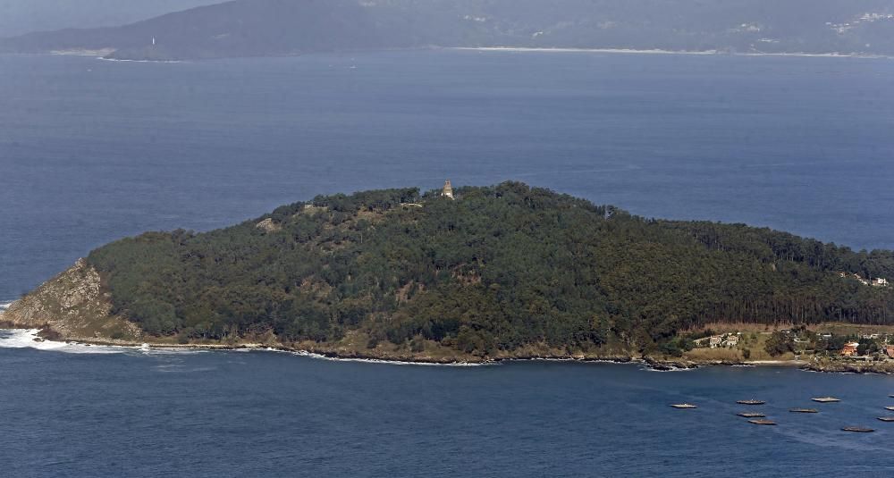 Baiona reforma el mirador de O Cortelliño